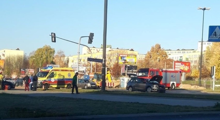 Wypadek na lubelskim Czechowie. Cztery osoby trafiły do szpitala