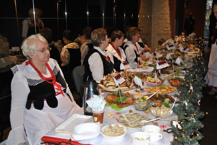 Poraj: wyszukane potrawy zagościły na stołach. Za nami II Gminny Przegląd Stołów Bożonarodzeniowych