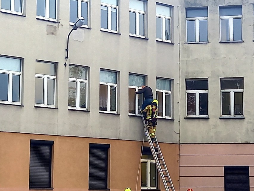 W akcji brały udział jednostki ratowniczo-gaśnicze z Komendy...