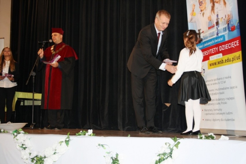 Uniwersytet Dziecięcy w Myszkowie rozpoczął nowy rok akademicki [ZDJĘCIA]