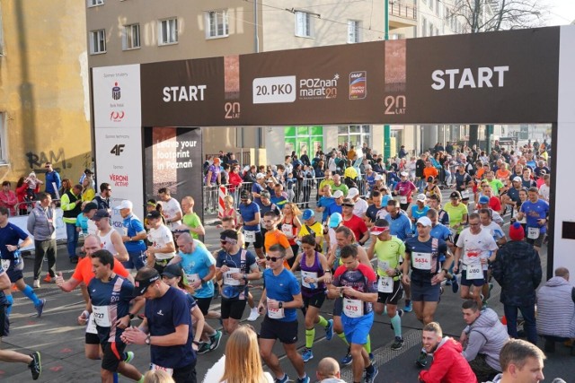 Tak wyglądał start w ostatniej edycji poznańskiego maratonu, rozegranej w październiku 2019 r.