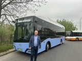 Po Sandomierzu kursuje „elektryk”. Miejski przewoźnik testuje nowy autobus. Pasażerowie zachwyceni