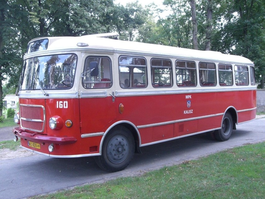 Kalisz: Wracają przejażdżki zabytkowymi autobusami