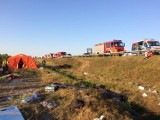 Wypadek na autostradzie A1. Autokar z dziećmi wypadł z drogi i koziołkował w Stanisławiu 15.08.2020