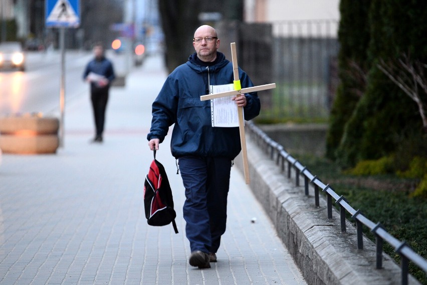 Ekstremalna Droga Krzyżowa na Jasielszczyźnie. Przeszli kilometry w ciszy i modlitwie [GALERIA]