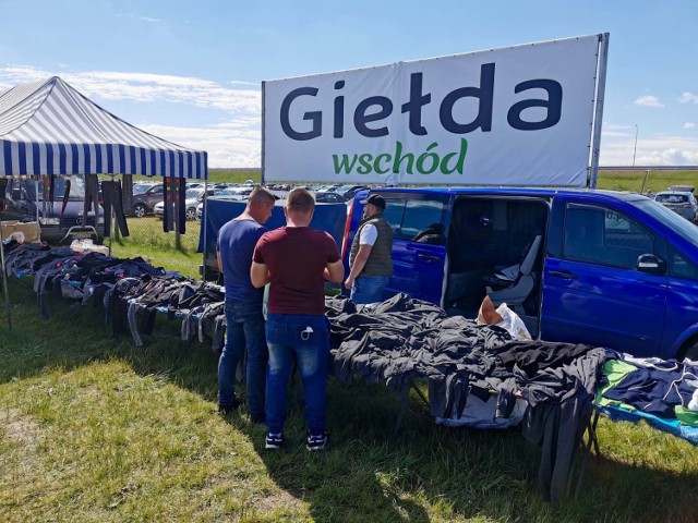 Giełda Wschód w Skołoszowie w powiecie jarosławskim to cykliczne wydarzenie i odbywa się w każdą sobotę.