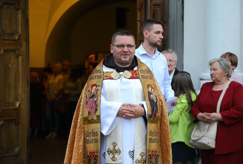 Ojciec Gracjan Kubica, gwardian klasztoru oo. Bernardynów w...