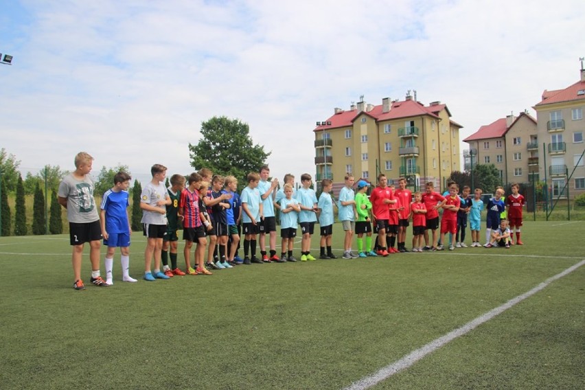 Turniej Dzikich Drużyn w Piłkę Nożną w Kraśniku. Sportowa rywalizacja i dobra zabawa (ZDJĘCIA)