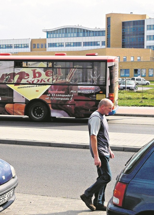 Od 1 października więcej autobusów pojedzie pod szpital