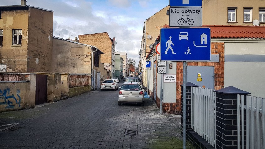 Leszno. Zielona to parkingowa zmora w centrum miasta [ZDJĘCIA]