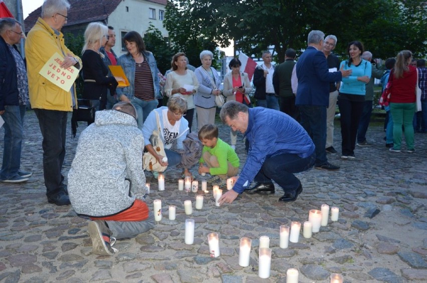 Protesty pod sądem w Lęborku ZDJĘCIA, WIDEO
