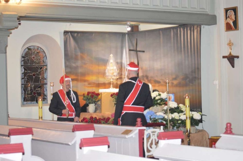 Wielki Piątek w kościołach powiatu chodzieskiego