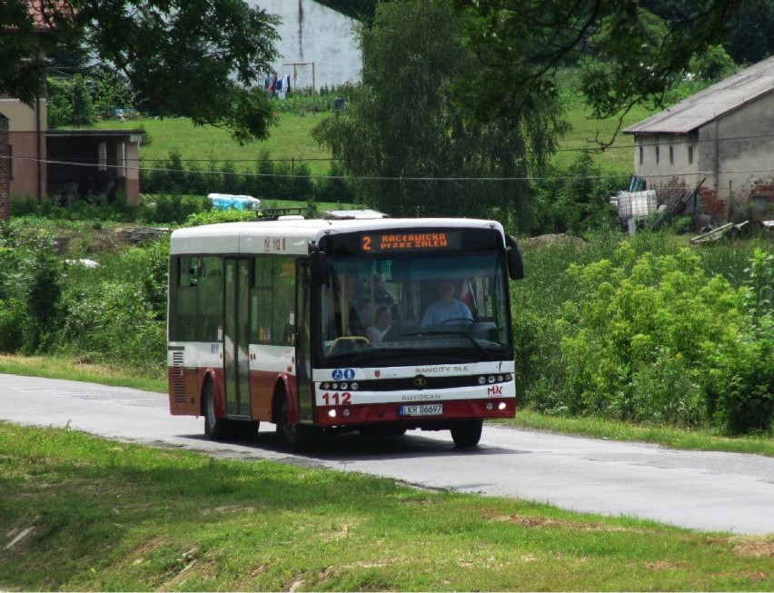 MPK w Kraśniku. Wakacyjne zmiany w rozkładzie jazdy. Dodatkowe kursy nad Zalew Kraśnicki