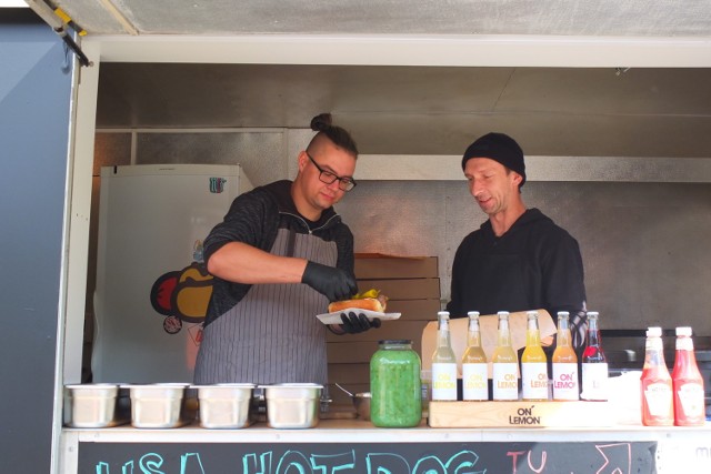 Zlot food trucków w Opolu.