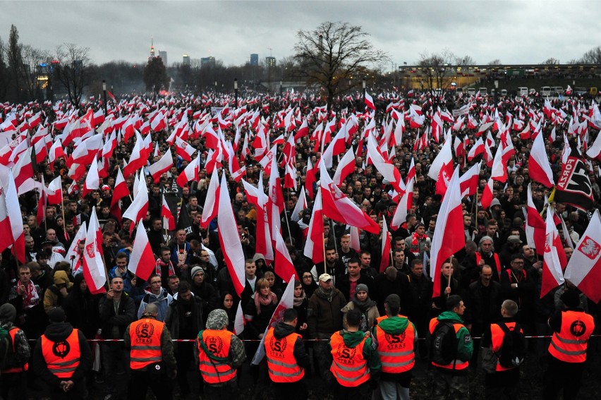11 listopada w Warszawie. Tysiące policji na ulicach miasta