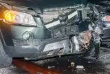 Groźny wypadek w Ostródzie. Uważajmy na drodze (wideo i zdjęcia)