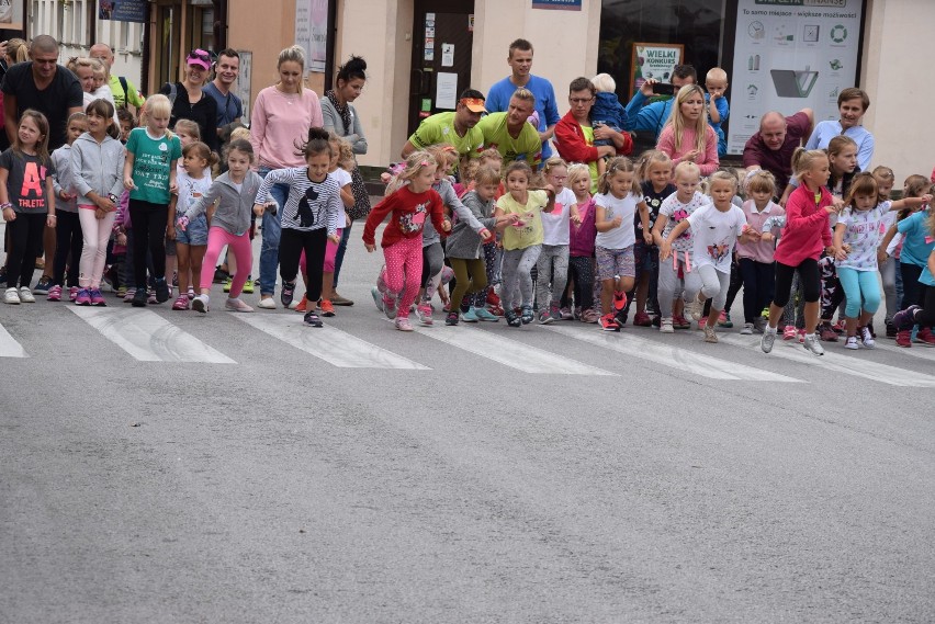 Wieluń: Zdjęcia dzieci z biegu pokoju i pojednania[FOTO]