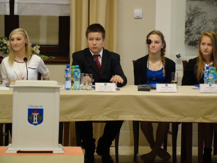 Młodzież w Oświęcimiu ma swoją radę miasta z pomysłami i własnym budżetem