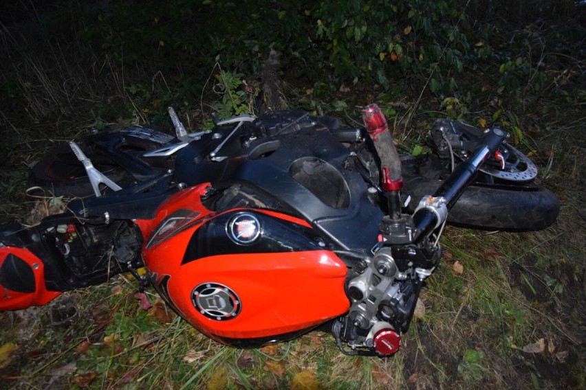 Wypadek motocyklisty w Bogumiłowi w gminie Kleszczów