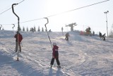 Dolomity Sportowa Dolina - wyciągi czynne, śniegu nie brakuje. Były tłumy narciarzy [ZDJĘCIA]