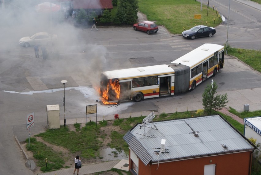 Pożar autobusu na Psim Polu