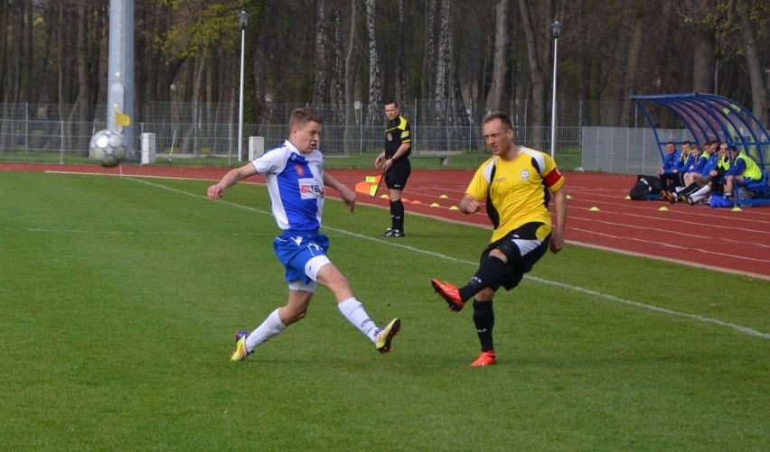 IV liga. Pomezania Malbork - Piast Człuchów 5:1 (3:0) w 22 kolejce