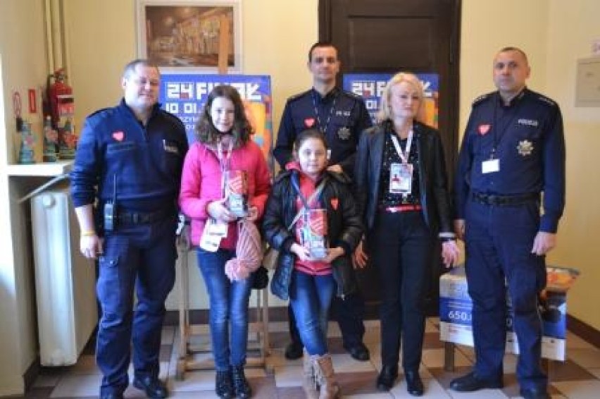 WOŚP 2016: Policjanci wsparli Wielką Orkiestrę Świątecznej...