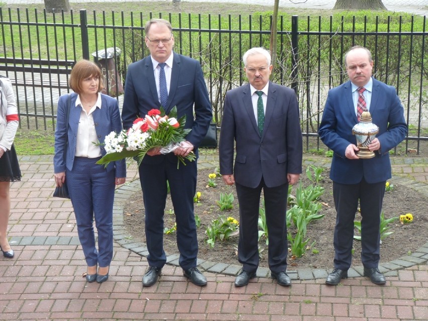 Uroczystości w Radomsku upamiętniające Zbrodnię Katyńską