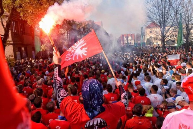 W poznańskim Biegu Niepodległości w ubr. wzięło udział ok. 25 tysięcy osób.