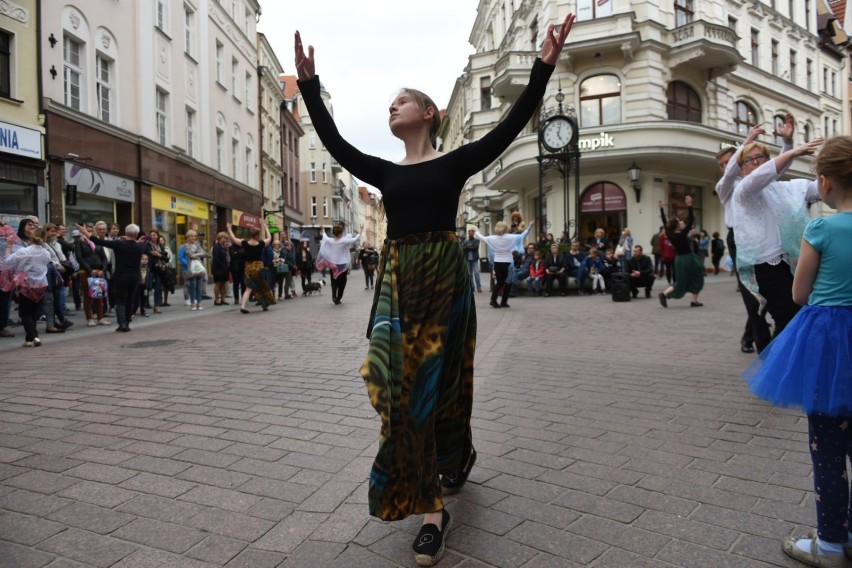 24 kwietnia przypada Międzynarodowy Dzień Tańca. Toruńscy...