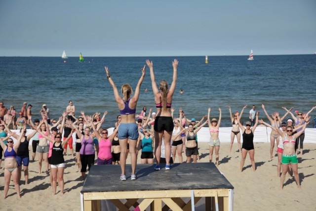 Zumba na plaży - dla dzieci i dorosłych