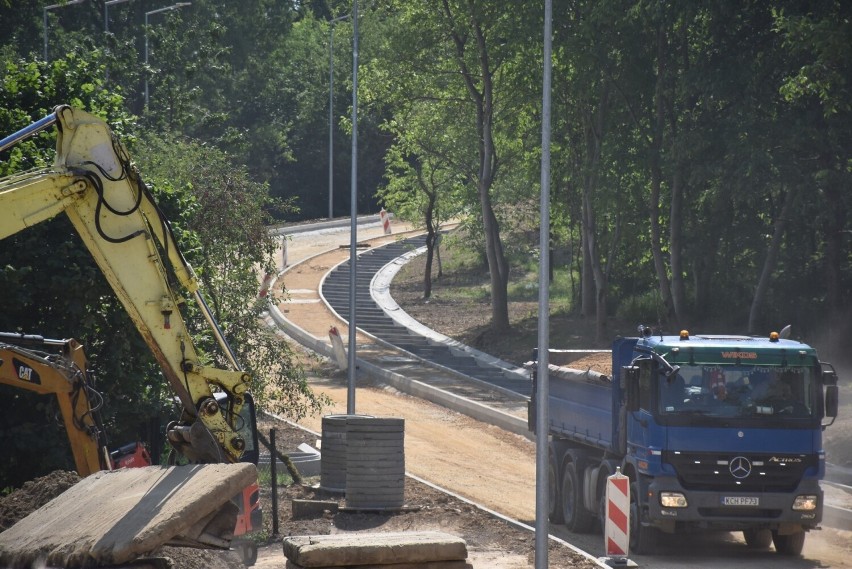 Budowa ronda i nowej drogi w Wadowicach