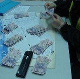 Międzychód - Rumuni oszukiwali na tzw. plik pieniędzy