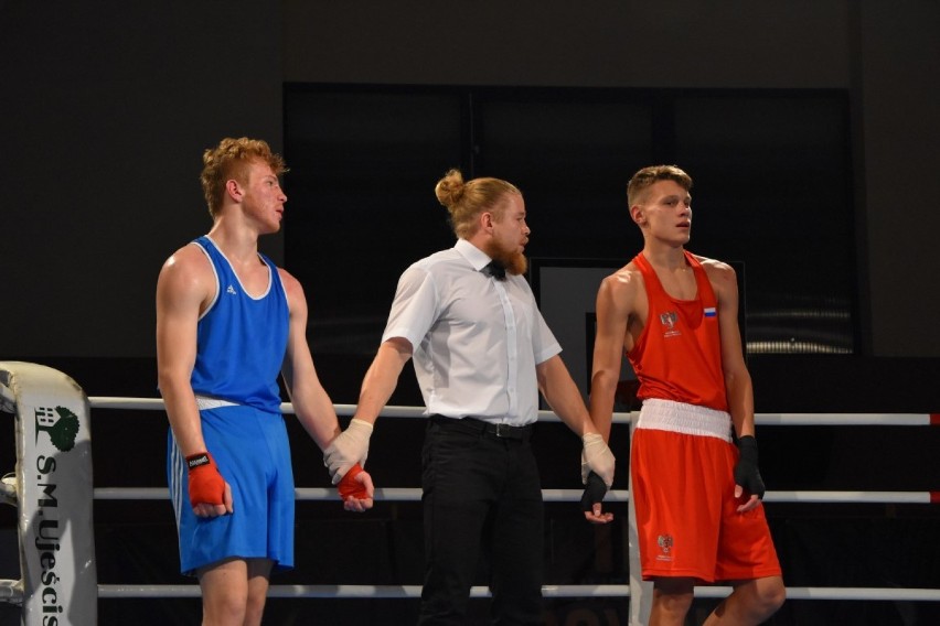 Bokserzy z Polski zmierzyli się z zawodnikami z Rosji –  III Wejherowski Boxing Show [ZDJĘCIA]