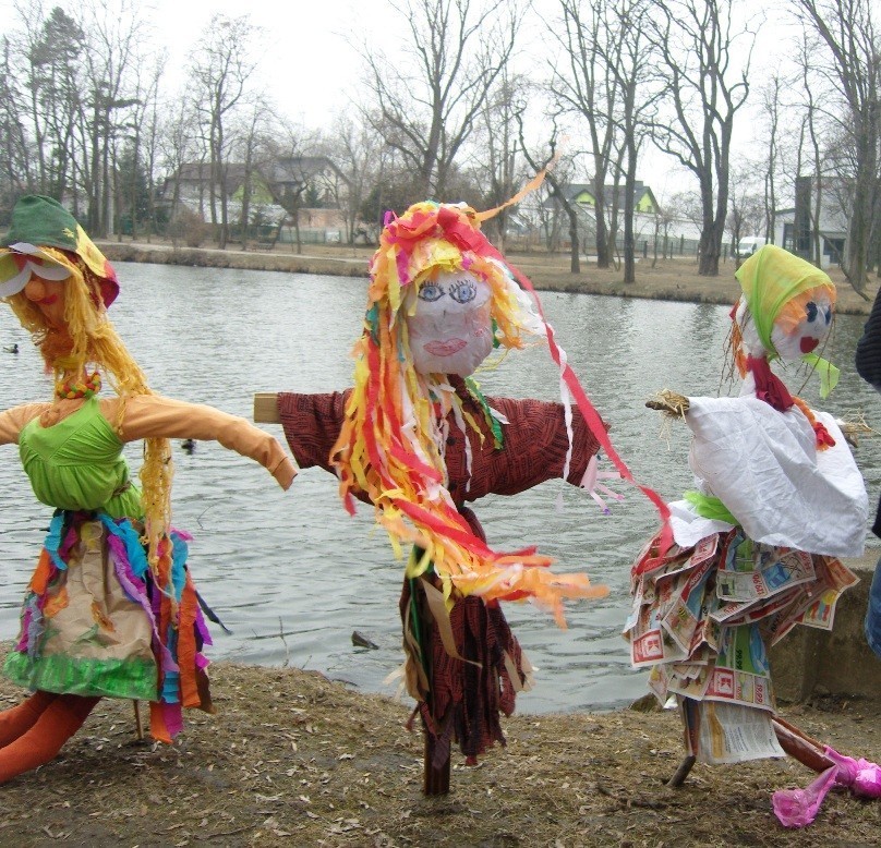 Tradycyjnie utopili Marzannę i przywitali wiosnę w Parku Belzackim