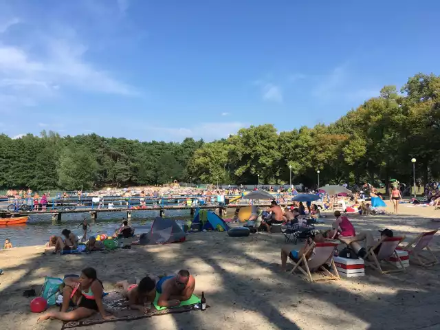 Kąpielisko w Łochowicach jest oblegane, zwłaszcza w weekendy.