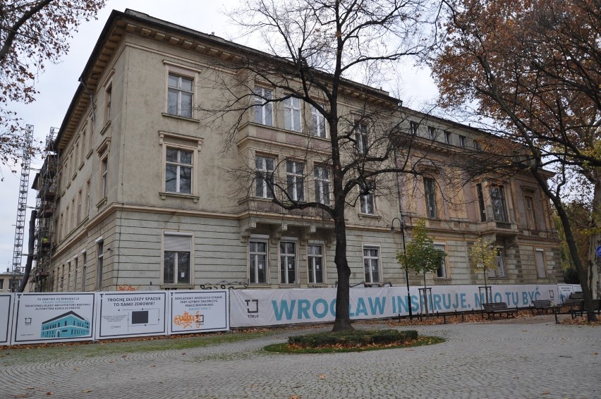 Pięciogwiazdkowy hotel powstaje przy Promenadzie Staromiejskiej [ZDJĘCIA, WIZUALIZACJE]