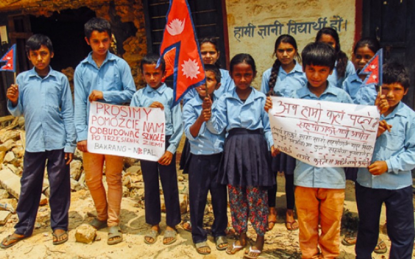 Dzieci ze Szkoły Podstawowej nr 37 zbierają pieniądze na szkołę w Nepalu