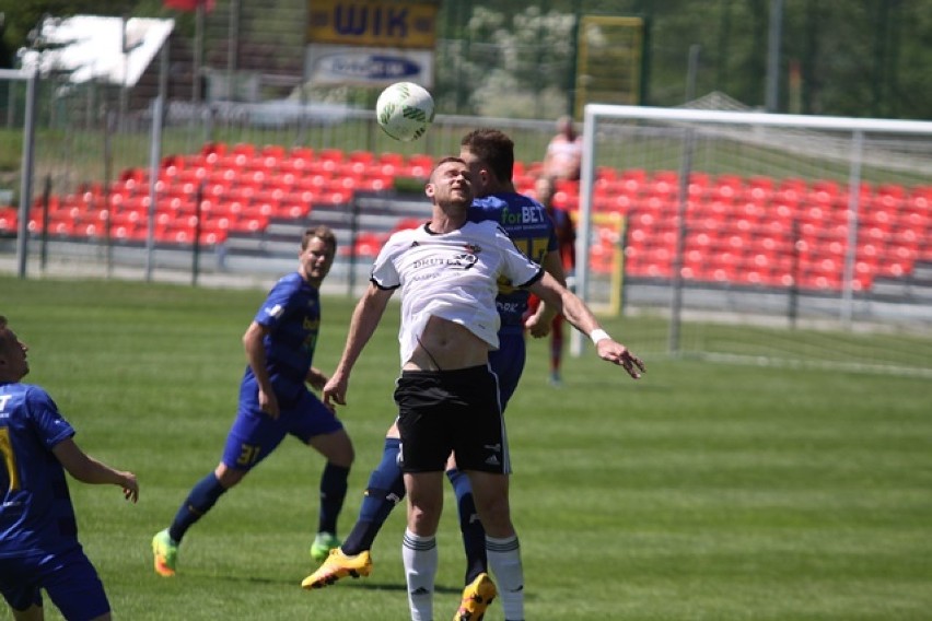 Drutex-Bytovia - Stomil Olsztyn 1:0 (0:0). Piłkarze Adriana Stawskiego nadal walczą o utrzymanie 