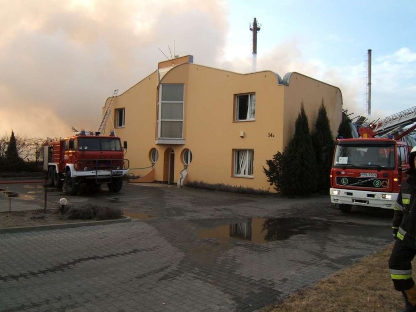 Pożar zakładu zielarskiego w Dobrzycy