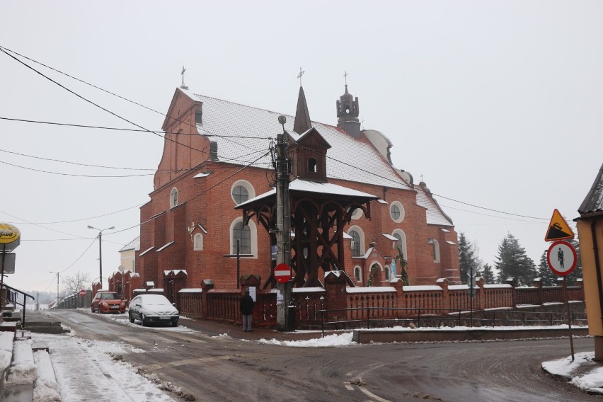 Radziejów. Spadł pierwszy śnieg w Radziejowie podczas tegorocznej zimy [zdjęcia - 4 stycznia 2021]