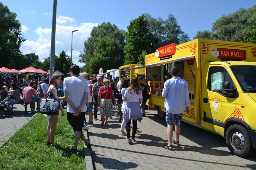 Pruszcz Gdański: I Festiwal Smaków Food Trucków [ZDJĘCIA]