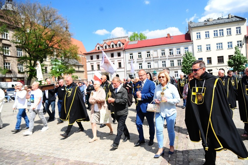 Różaniec na ulicach Krakowa - od Kazimierza po Rynek Główny