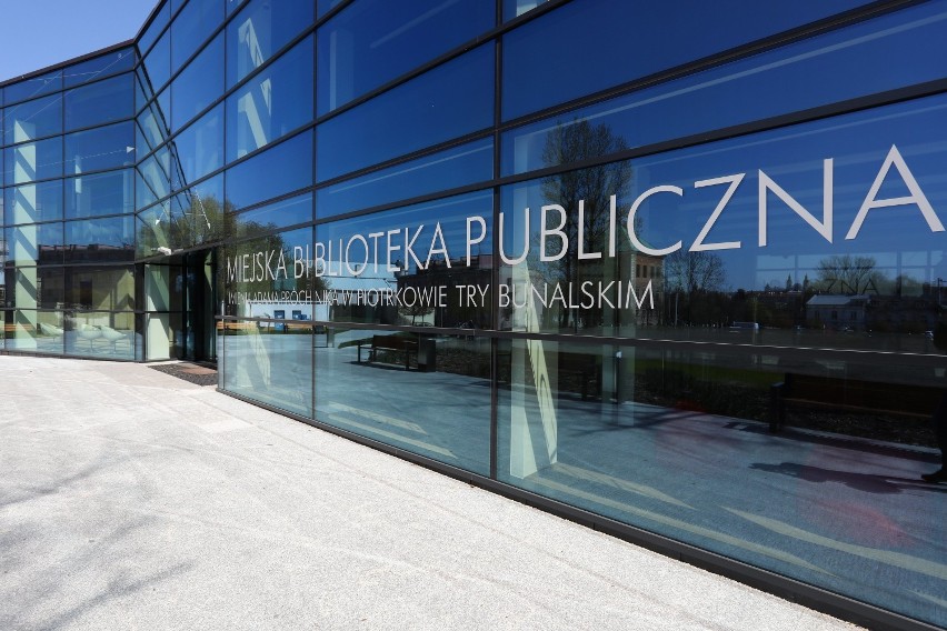 Nowa siedziba MBP w Piotrkowie jest gotowa od końcówki...