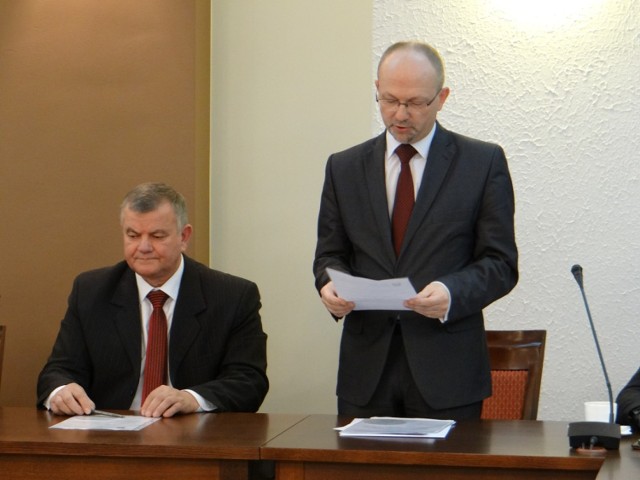 Wybory Radomsko 2014: Nowy zarząd powiatu, Plutecki starostą a Zakrzewski wicestarostą