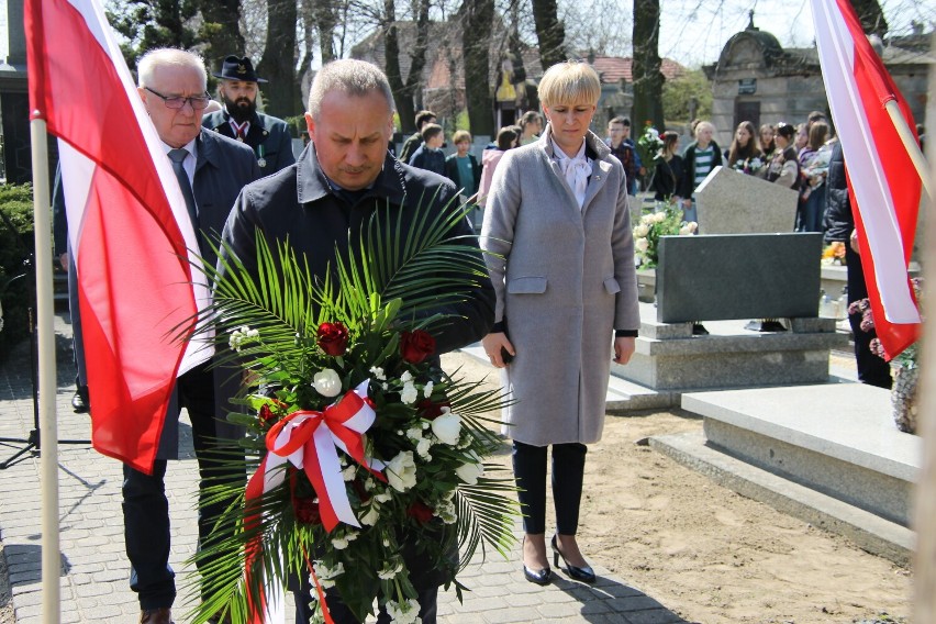 Krotoszynianie pamiętają o zbrodni katyńskiej, od której minęły już 82 lata! [ZDJĘCIA + FILM + LISTA]