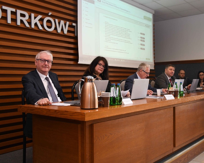 Sesja Rady Miasta Piotrkowa Trybunalskiego, 27.04.2022