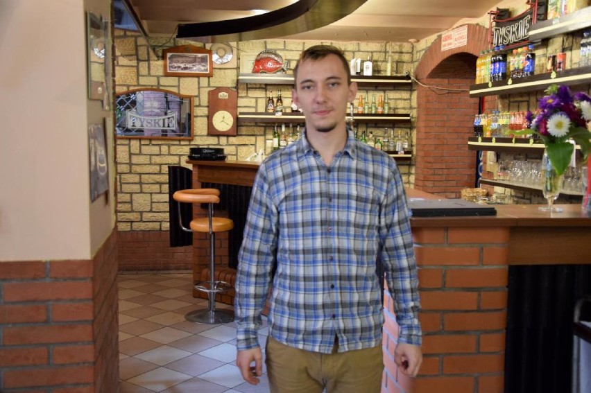 Piotr Nowak jest właścicielem restauracji Nowa Piwnica...