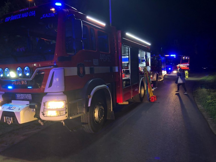 Pożar w Bursztynowie w powiecie grudziądzkim. Jedna osoba trafiła do szpitala