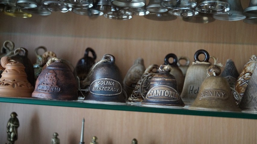 Kolekcjoner z Jastrzębia: tysiące dzwonków w mieszkaniu